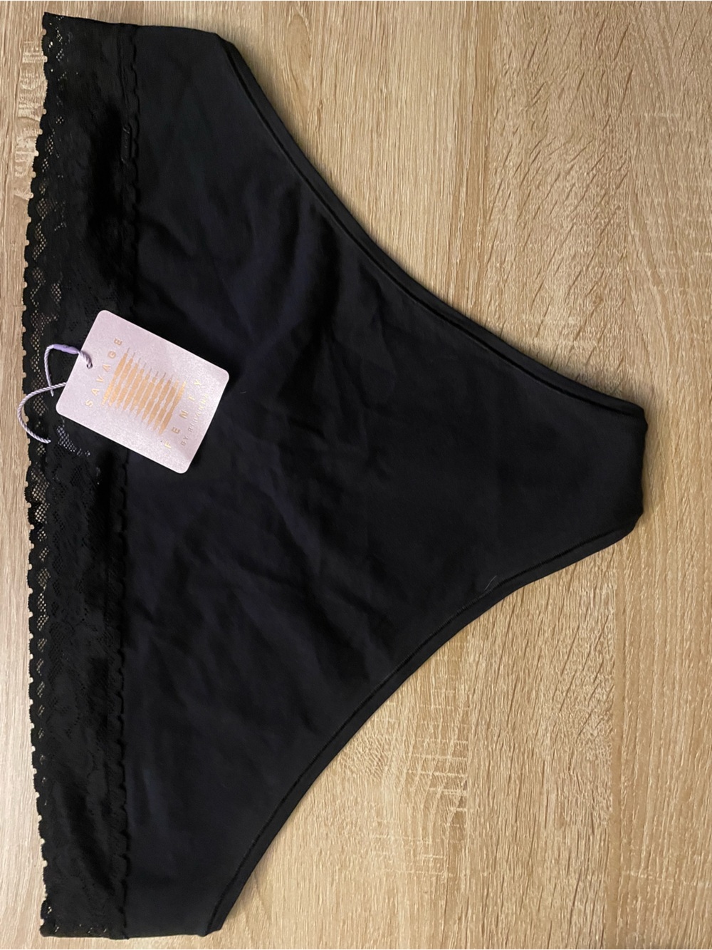 Savage X Fenty Black Lace-Trim Thong